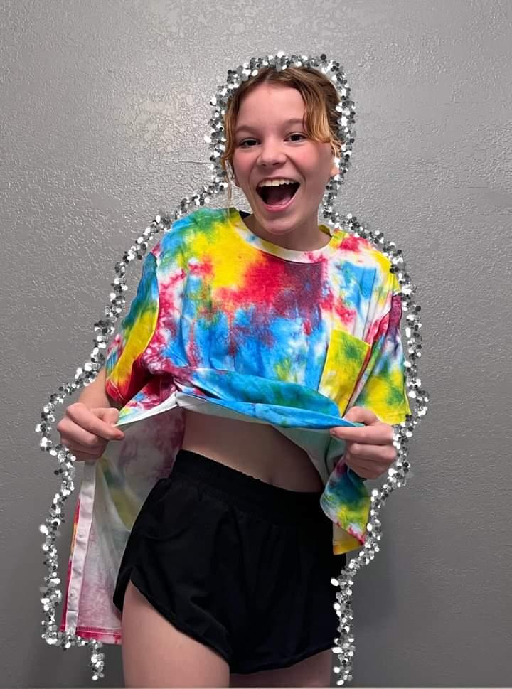 Adaptive Tie-Dye T-Shirt – Easy Access for Post-Surgery, Chemotherapy & Hospice Care